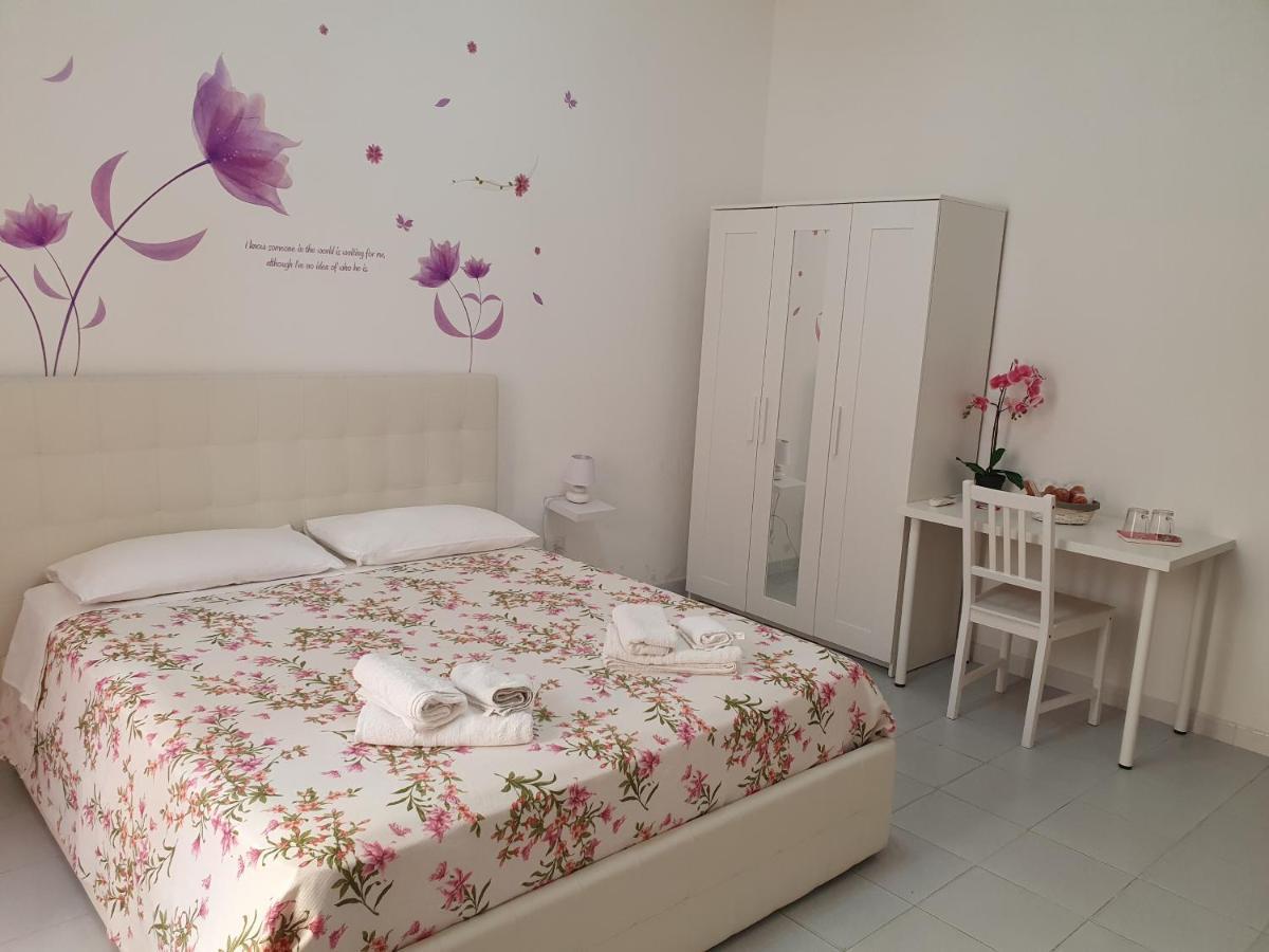 Le Tre Orchidee Bed and Breakfast Salerno Eksteriør billede