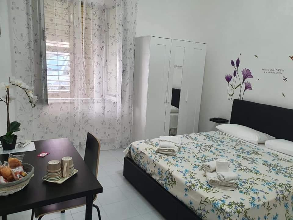 Le Tre Orchidee Bed and Breakfast Salerno Eksteriør billede