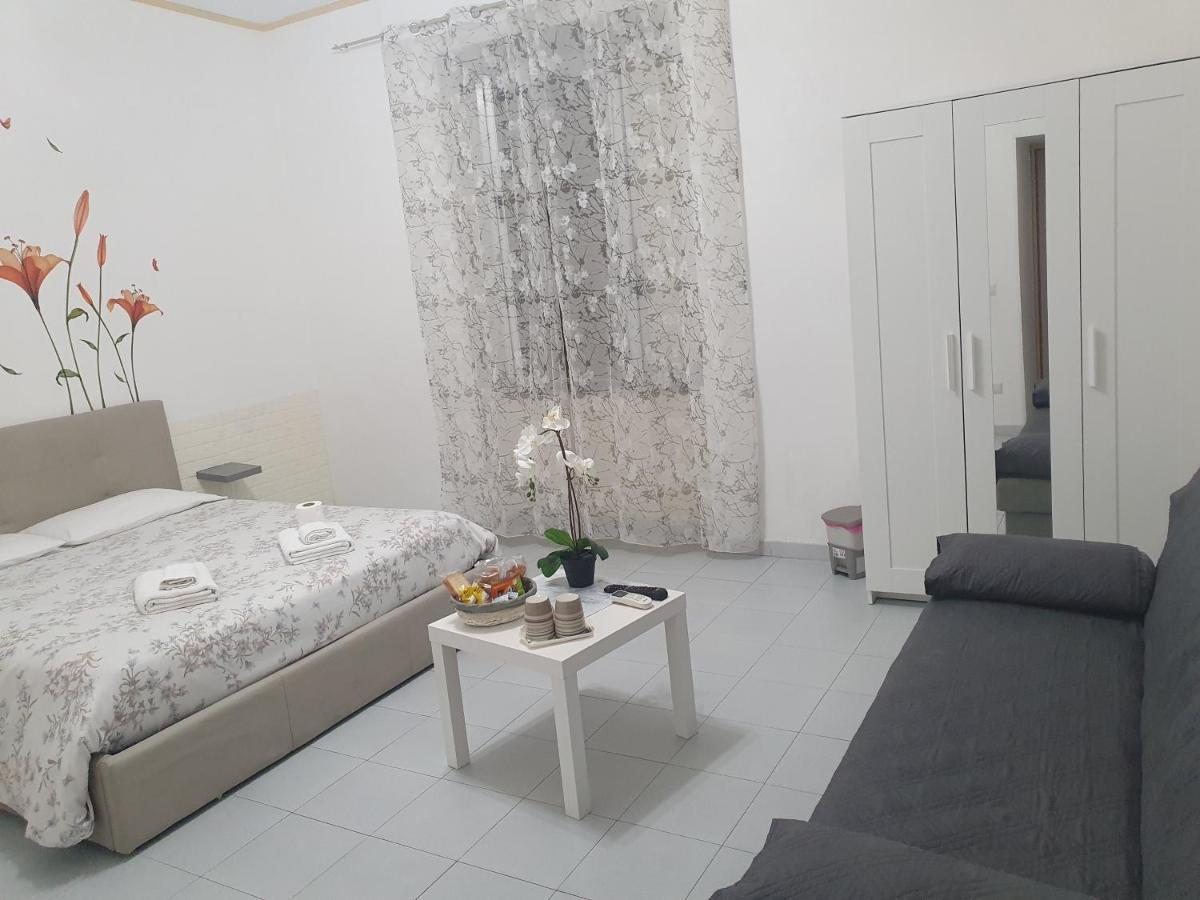 Le Tre Orchidee Bed and Breakfast Salerno Eksteriør billede